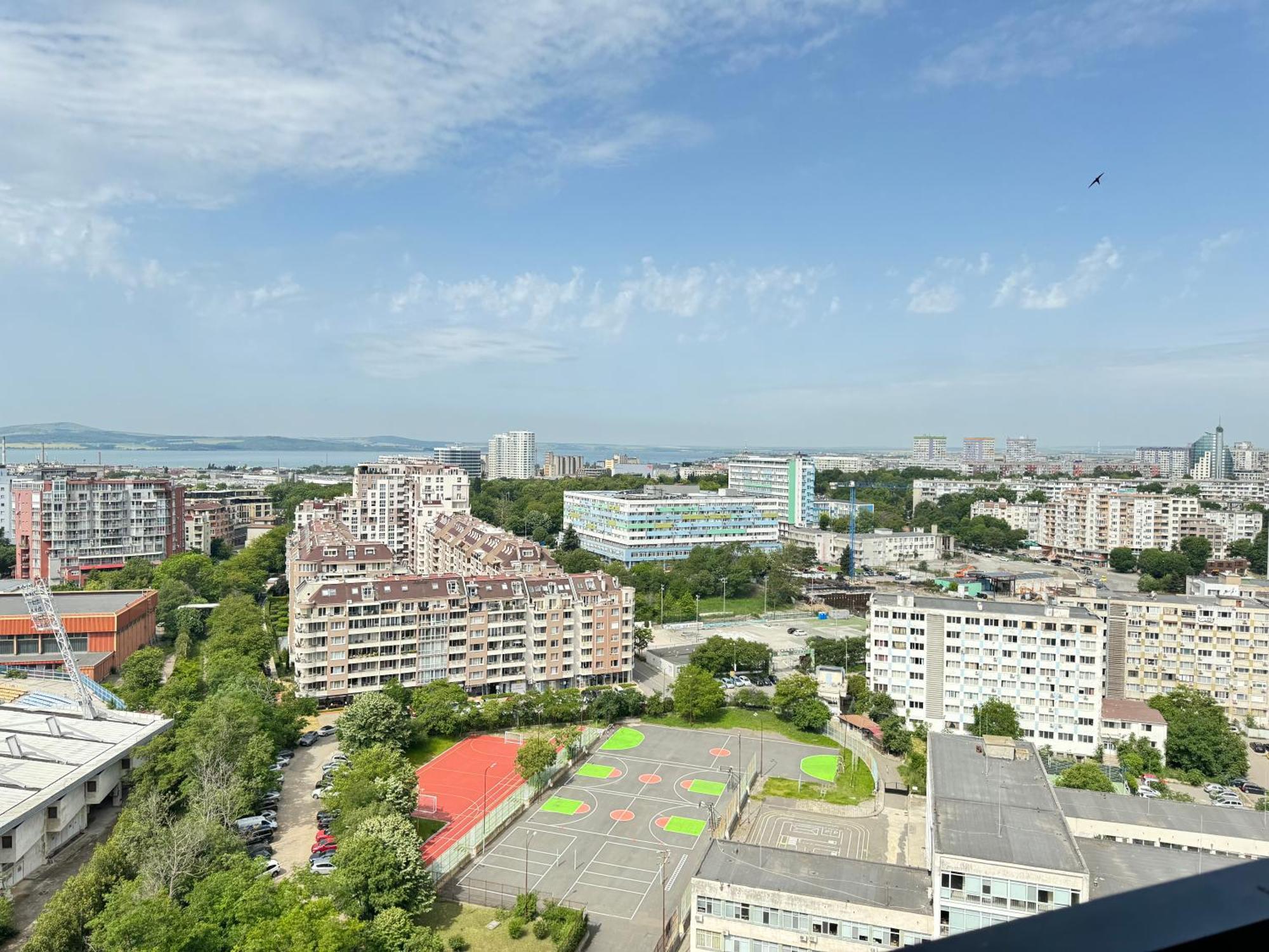 City View In Residences Burgas Room photo